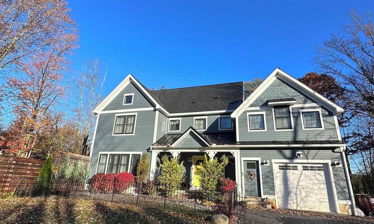 Round Lake House | A Dreamy Upstate Family-Friendly Abode!