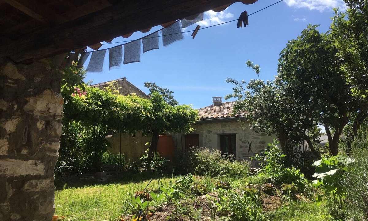 Saint-Hippolyte-du-Fort Ski Chalet | A family Mazet in the garden