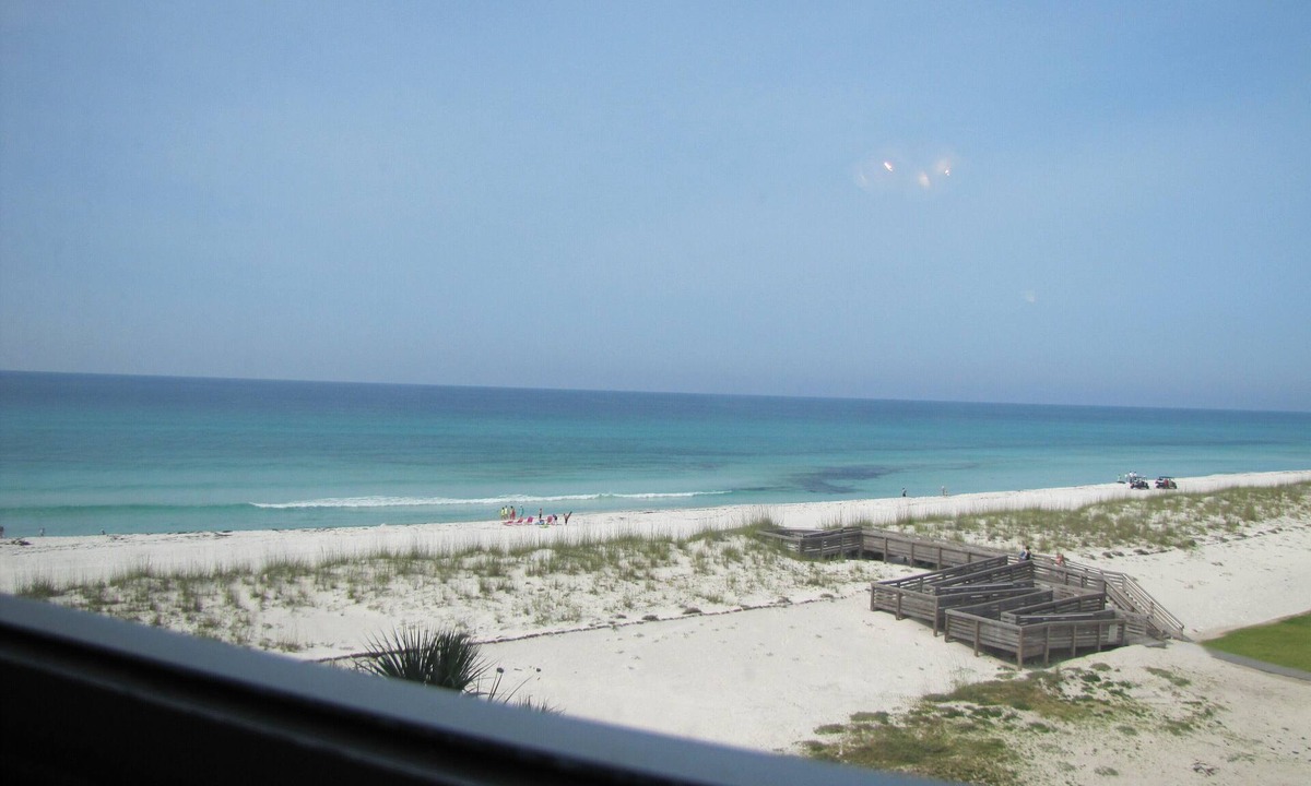 Pensacola Beach Condo | A few Fall dates available book Regency Towers, NOW.