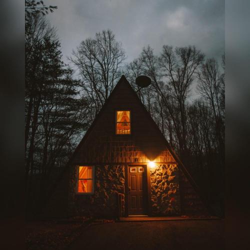 Logan House | A-Frame #07 - by The Chalets