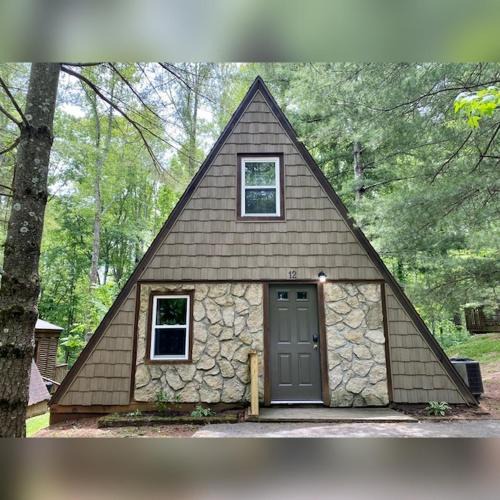 Logan House | A-Frame #12 - by The Chalets