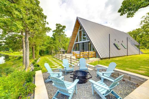 Malakoff House | A-Frame Cabin w/Deck Near Cedar Creek Lake