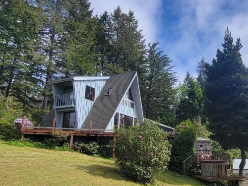 Brookings House | A-Frame Cabin with Sauna Deja Vu