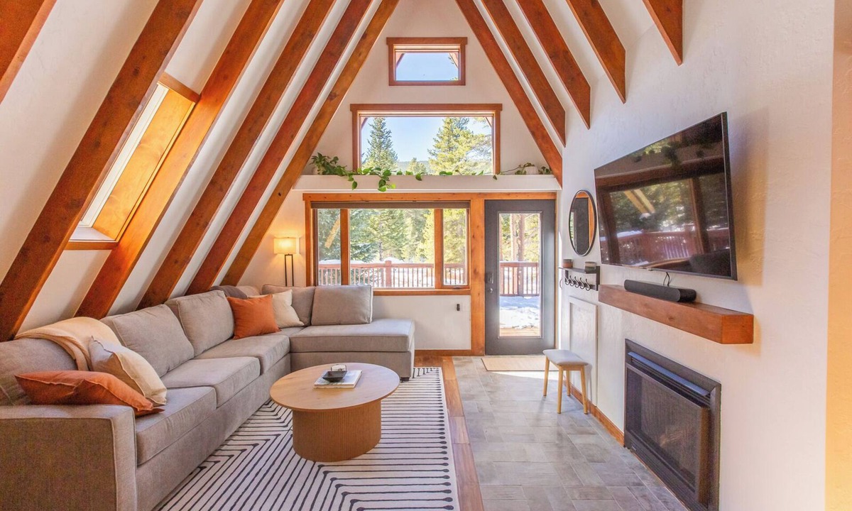 Blue River Cabin | A-Frame Cabin with Private Sauna & Hot Tub