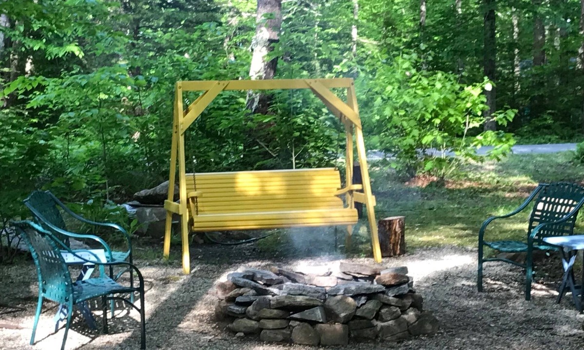 Becket Cabin | A-Frame in Sherwood Forest