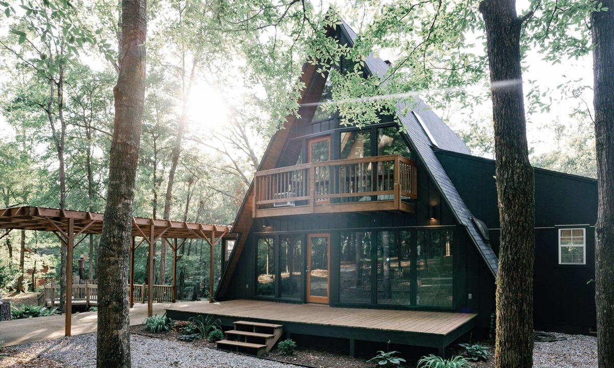 Chambers County Cabin | A-Frame lake house on West Point w/private dock