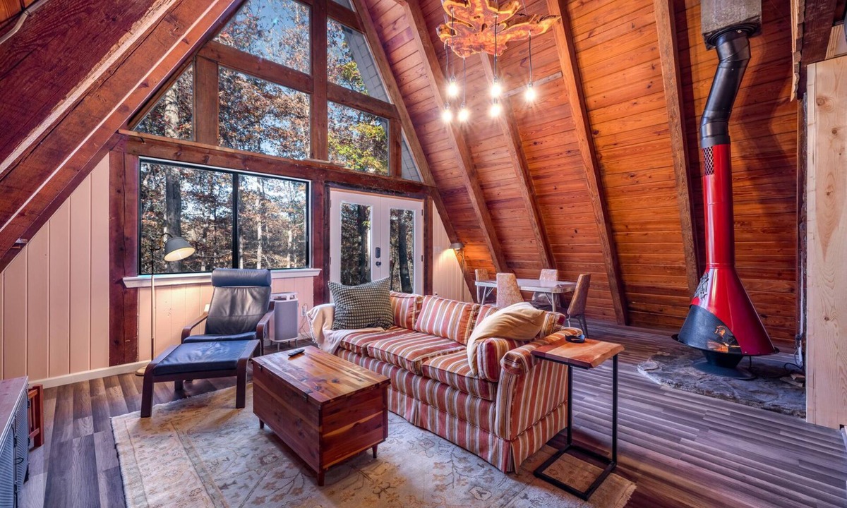 Demorest Cabin | A-Frame of Mind - Cozy A-Frame nestled in the community of Soque Trail