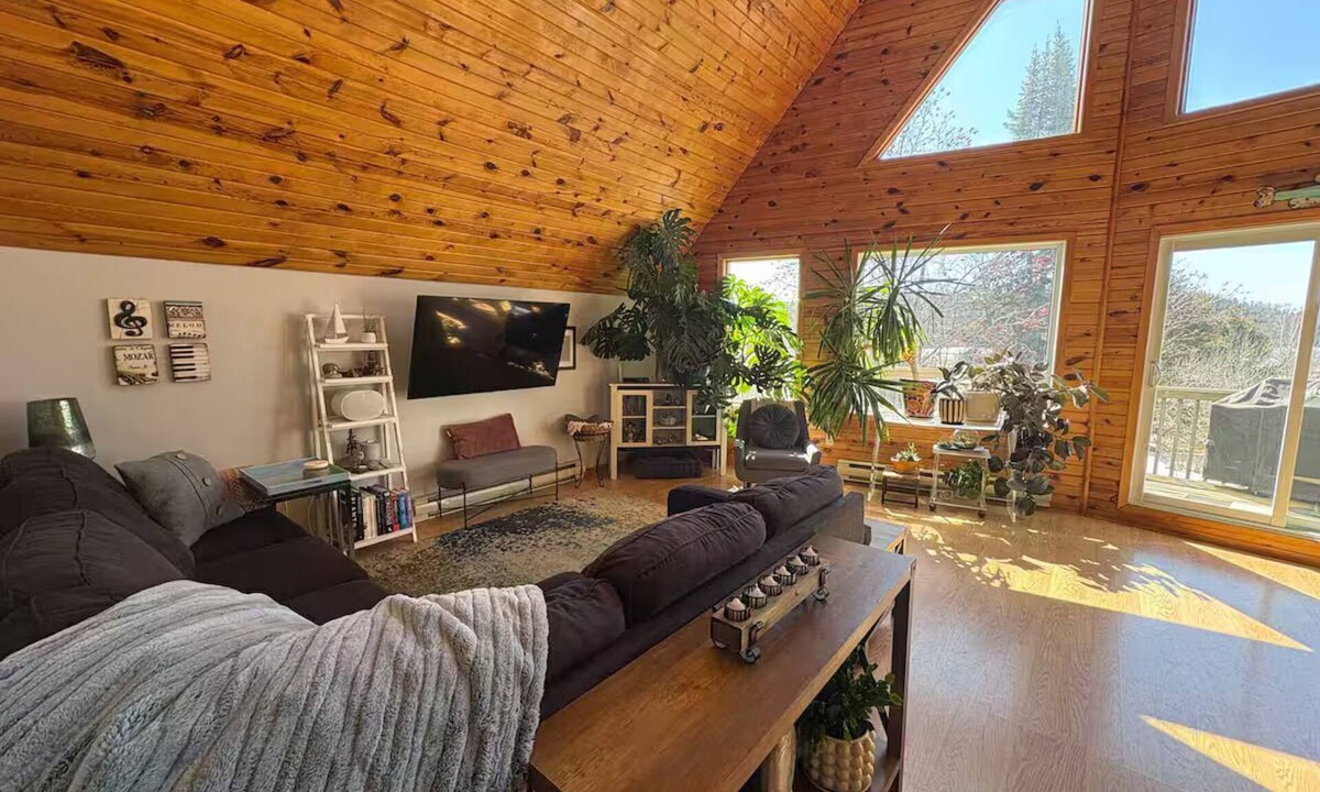 Rossport House | A-Frame Retreat in Stunning Rossport
