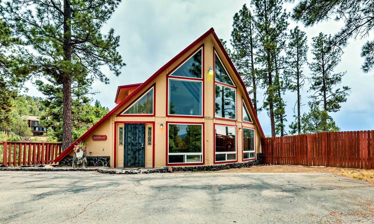 Ruidoso House | A-Frame Ruidoso Retreat w/Deck, Grill & Views!