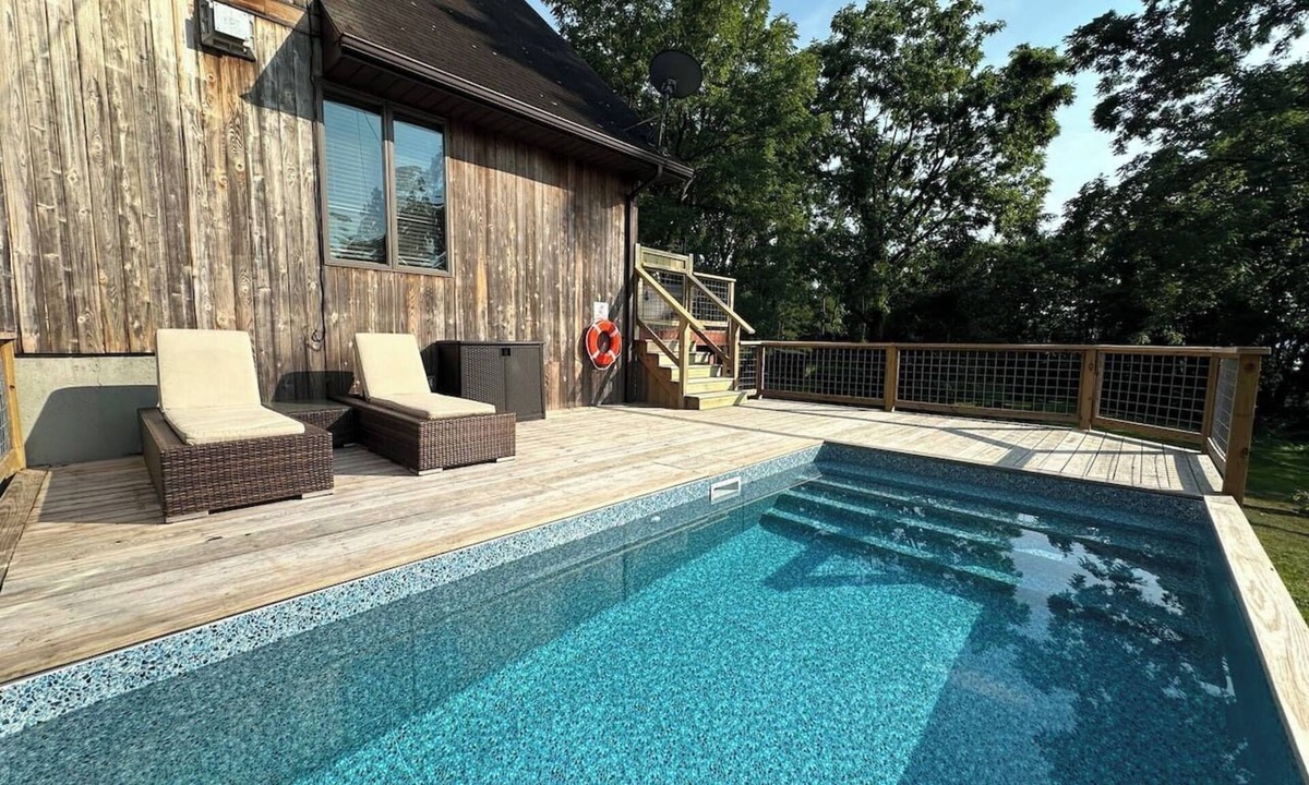 Valois House | A-Frame w/Pool, Hot Tub, & Lake Access-Smith Park