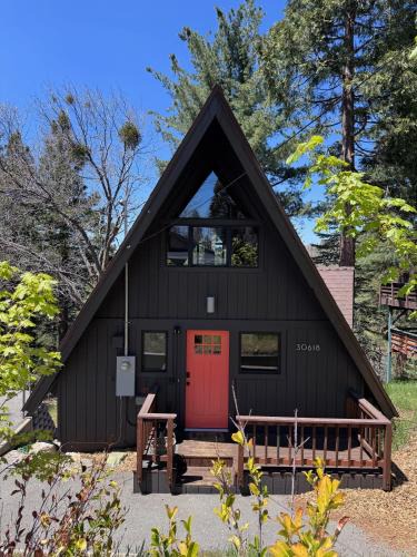 Running Springs House | A-Frame with Carousel Fireplace