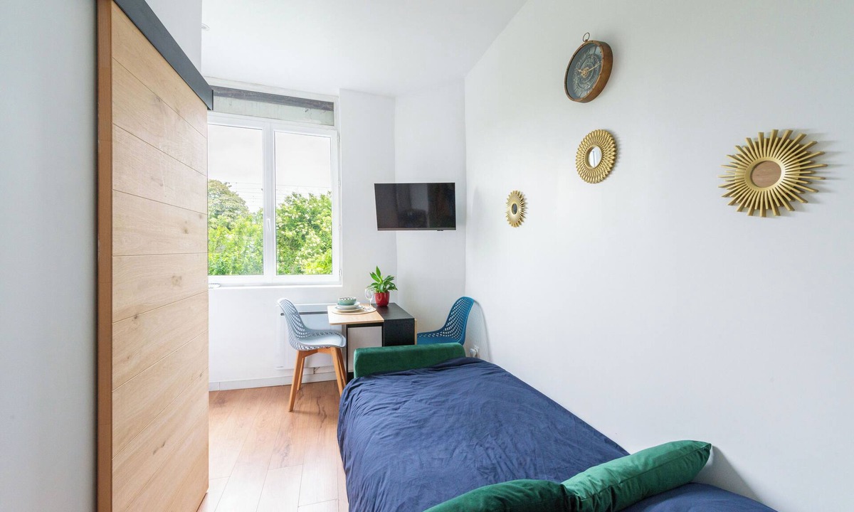 Cambrai Apartment | A functional little cocoon just 2 minutes from the station!