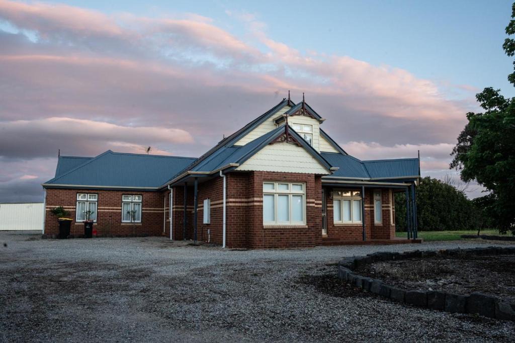 Melton South House | A Gem in Strathtulloh