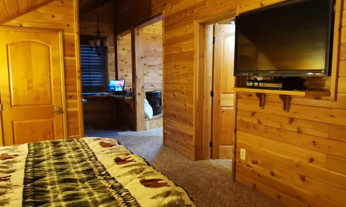 Mapleton Apartment | A Gem on The Siuslaw