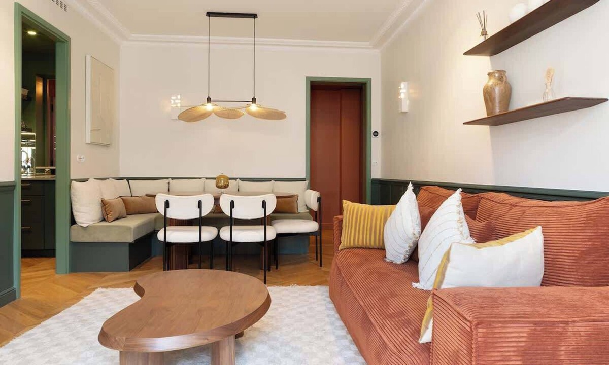 Quartier Saint-Georges Apartment | A Glowing 3BR/3BA with Services in Opéra