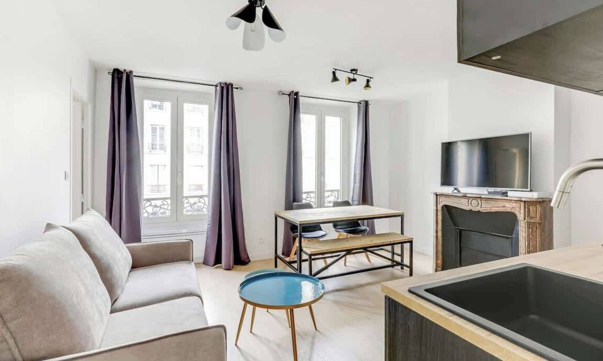 Charonne Apartment | A Great 52sqm 2-Bdr near Nation