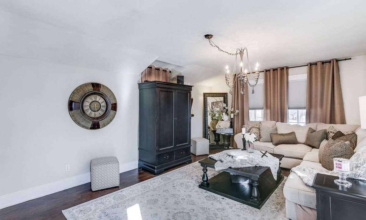 Wichita House | A Guest FAVORITE, located close to shopping and restaurants