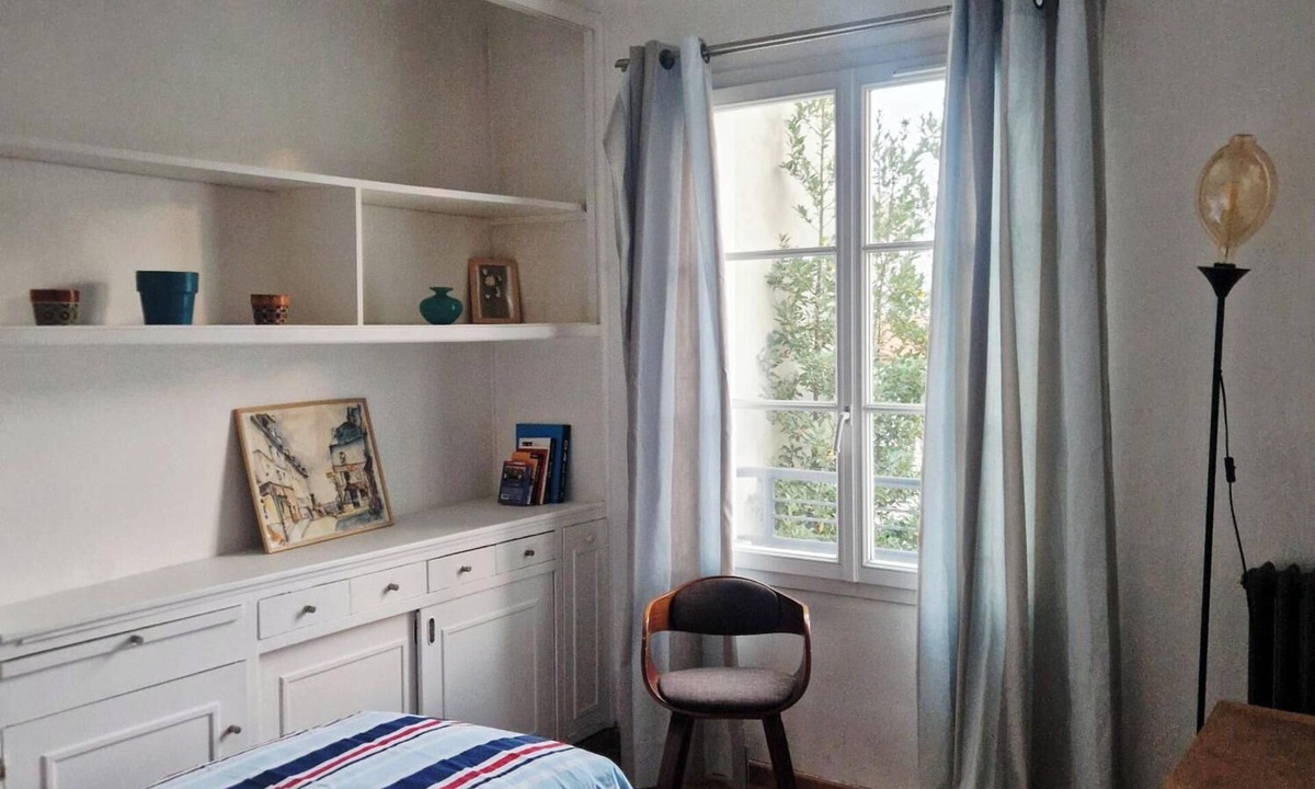 Issy-les-Moulineaux Apartment | A haven of peace between Paris and Versailles
