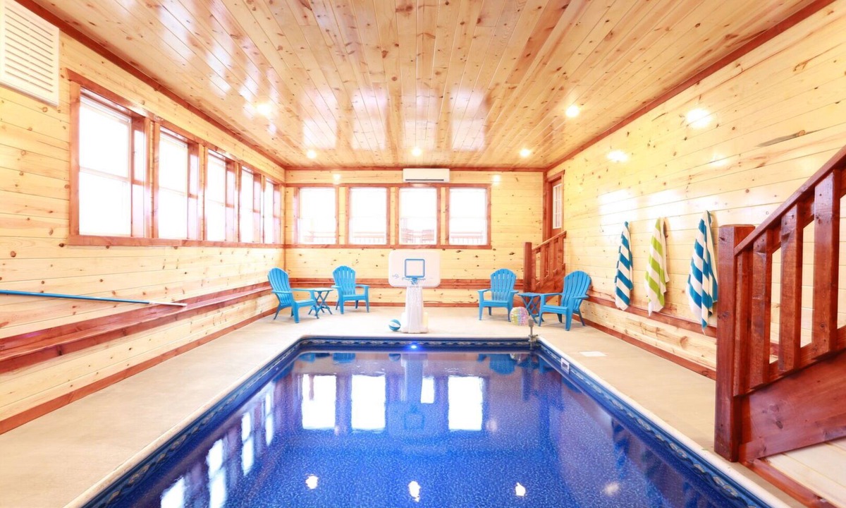 Sevierville Cabin | A Heavenly View Too ~ 6 BR w/Indoor Pool ~ Sleeps 28 ~ Incredible Views!
