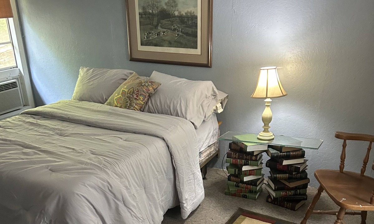 Coffeeville Bed & Breakfast | A Holiday Every Day Grenada Lake, MS!!!!!!