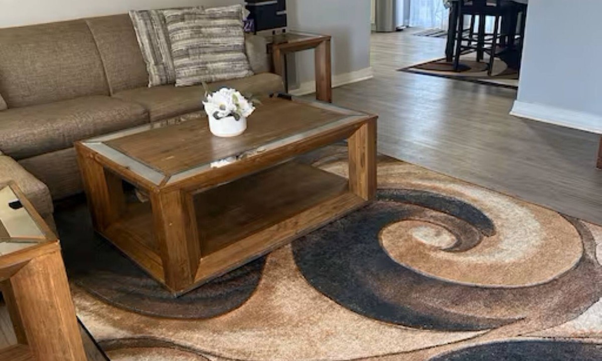 Broken Arrow House | A Home for guests on Budget.