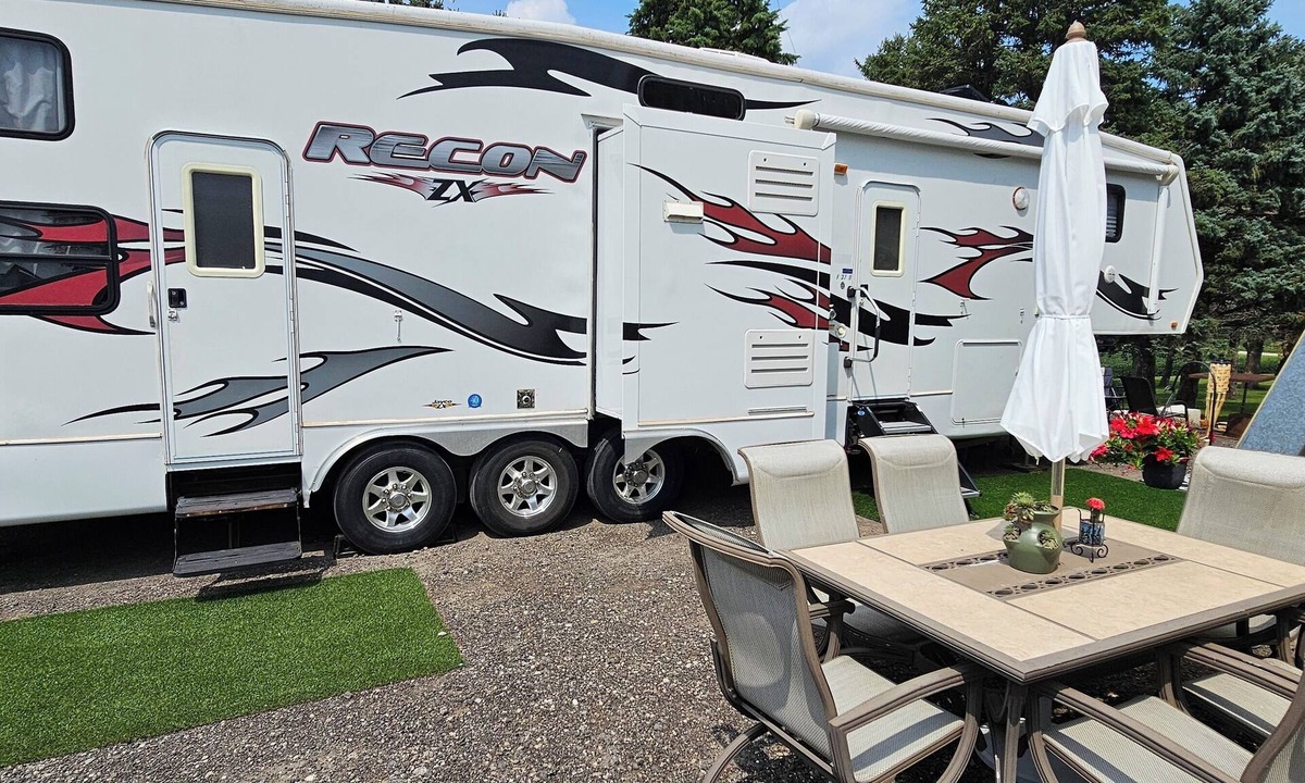 Killduff House | A&J Country RV Getaway