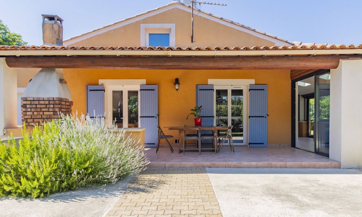 Monteux House | A l'Ombre du Soleil by Interhome