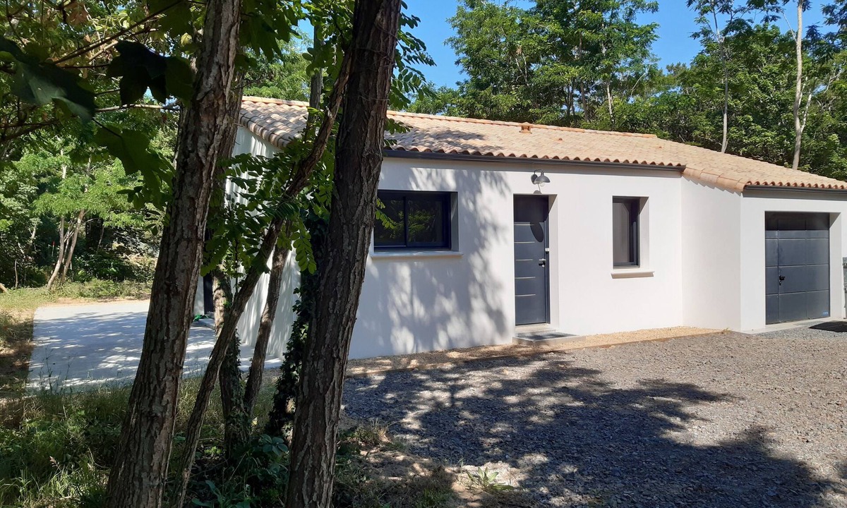 Longeville-sur-Mer House | A L'orée des Pins - Maison Récente Climatisée