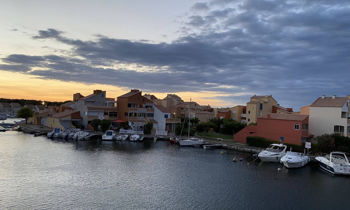Le Barcares Apartment | A little corner of paradise overlooking the marine lake Le Barcares