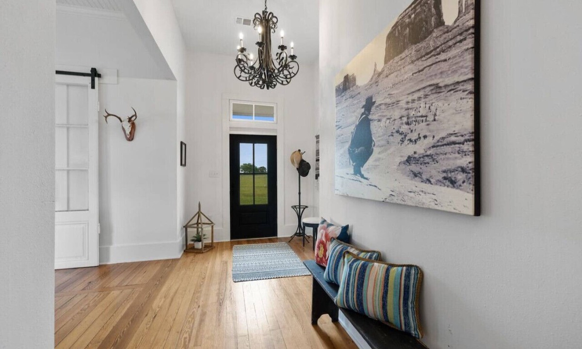 Brenham House | A luxury Farmstead retreat, escape the city lights!