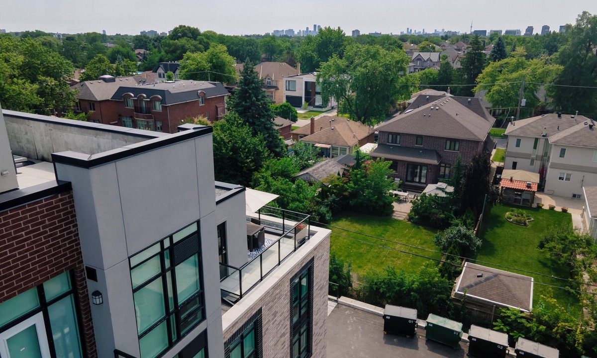 North York House | A Memorable Staycation