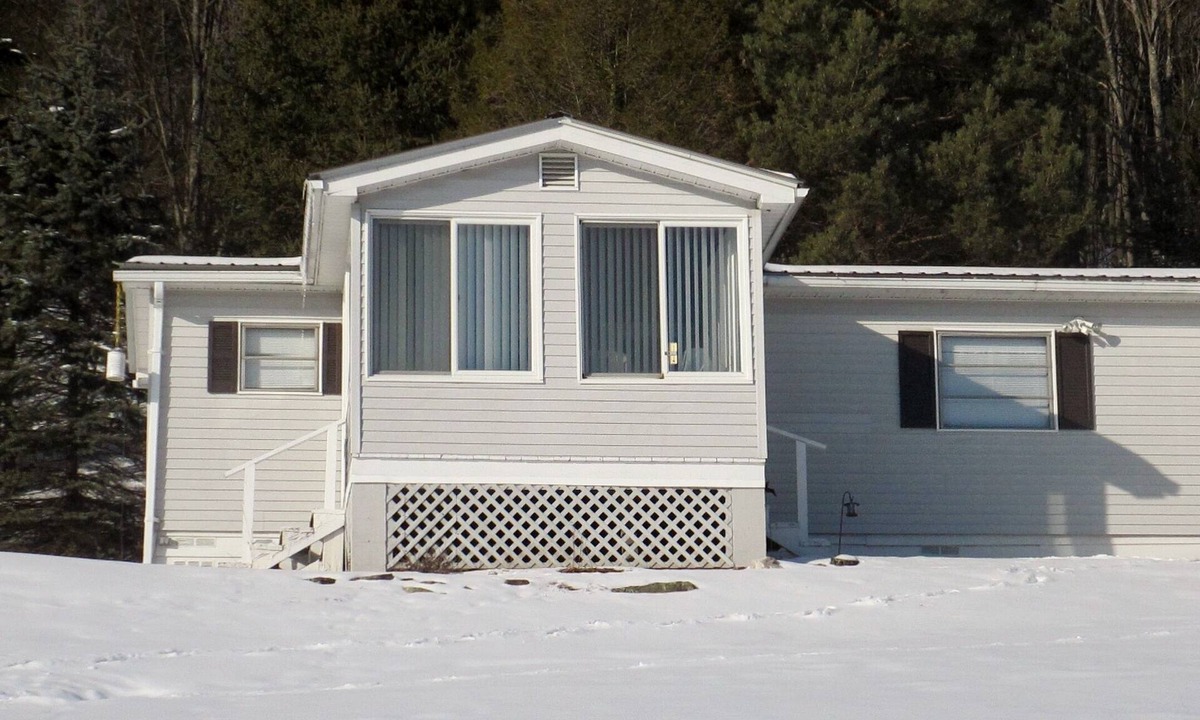 Morris House | A mountain view! Quaint and quiet!