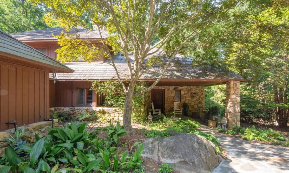 Chapel Hill House | A natural oasis and architectural wonder in Chapel Hill