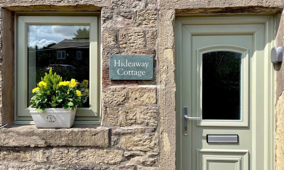 Barnoldswick Cottage | A newly refurbished cosy cottage.