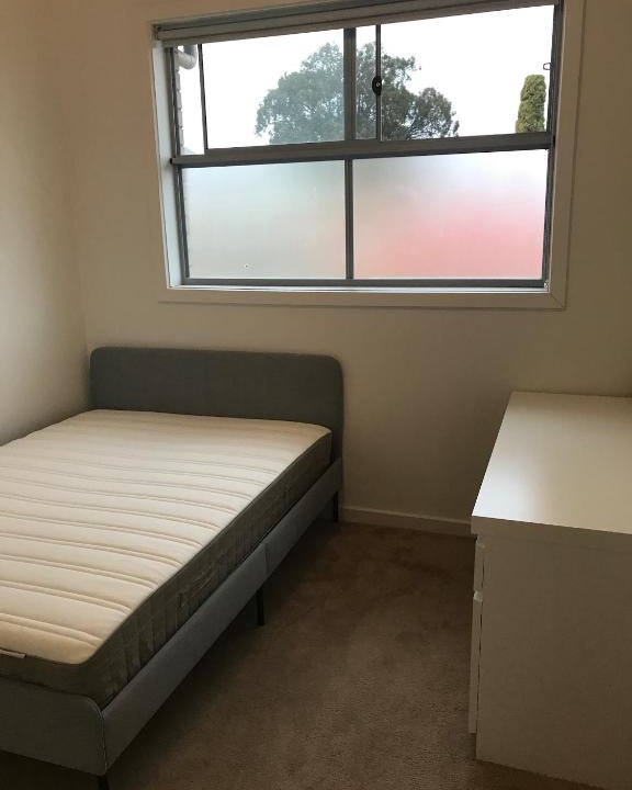 Campbelltown House | A nice new room