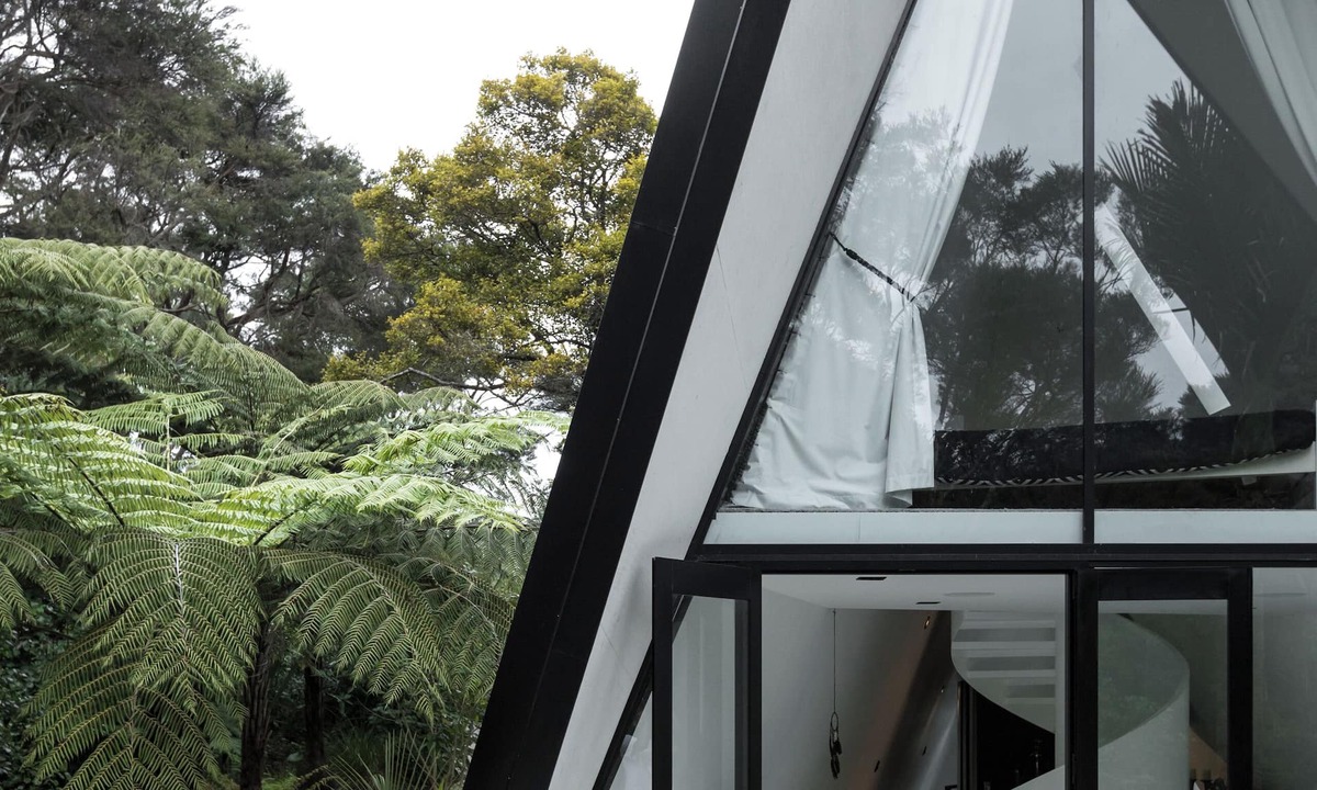 Ostend House | A NZ architects holiday home