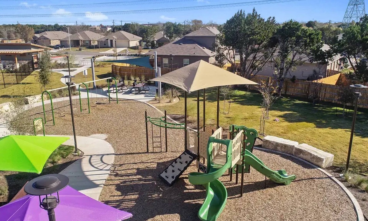 Pioneer Crossing House | A Peaceful, Toddler-Ready 4BR Home Near Austin