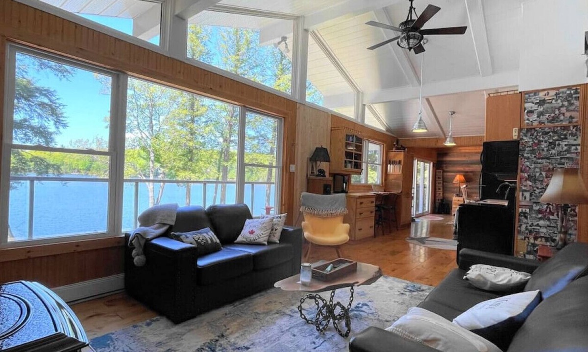 North Kawartha House | A Piece of Paradise.