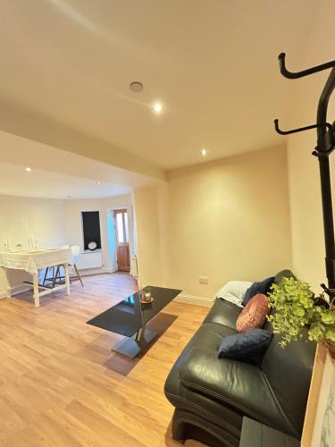 Gravesend Apartment | A Pleasant Place near Gravesend Central
