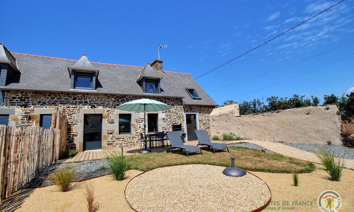 Plerin House | A portée de voile - PLERIN