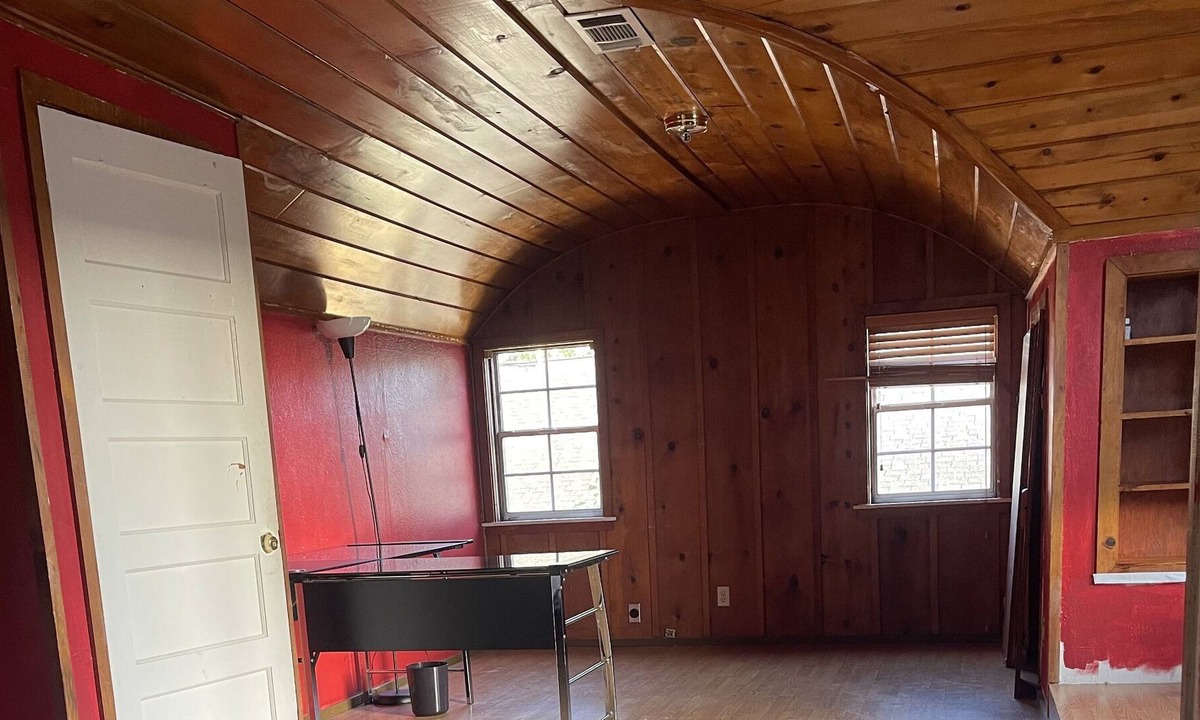 Carmichael House | A Rare Discovery!