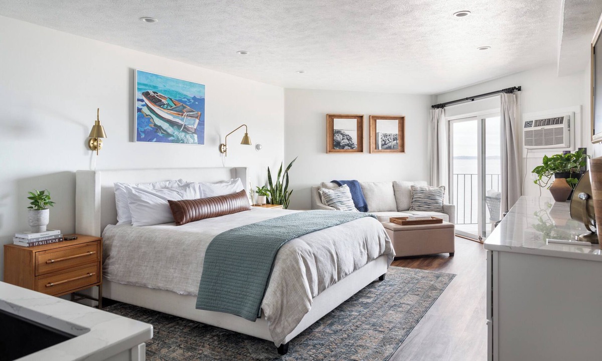 Traverse City Apartment | "A Room with a View" East Bay Waterfront with Pool