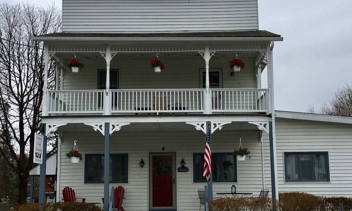 Burdett Apartment | A spacious, airy & comfortable two bedroom getaway rental located in the FLX