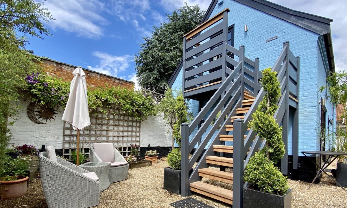 Wickham Market Apartment | A Spacious, Modern & Contemporary Loft Space