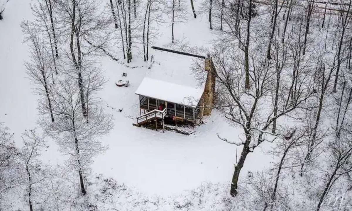 Ponca Cabin | A Still Point Cabin- Cozy and Perfect
