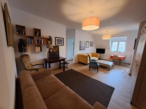 Beauvais Apartment | A stondeta