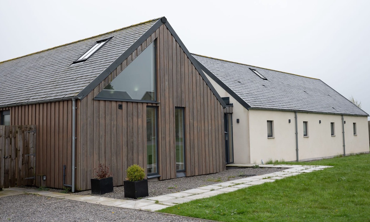 Westhill Condo | A Stunning Unique Retreat