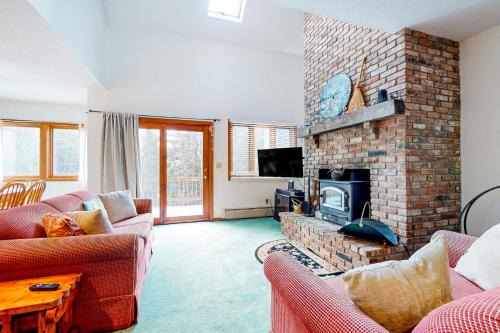 Jamaica Apartment | A Very Vermont Vacation