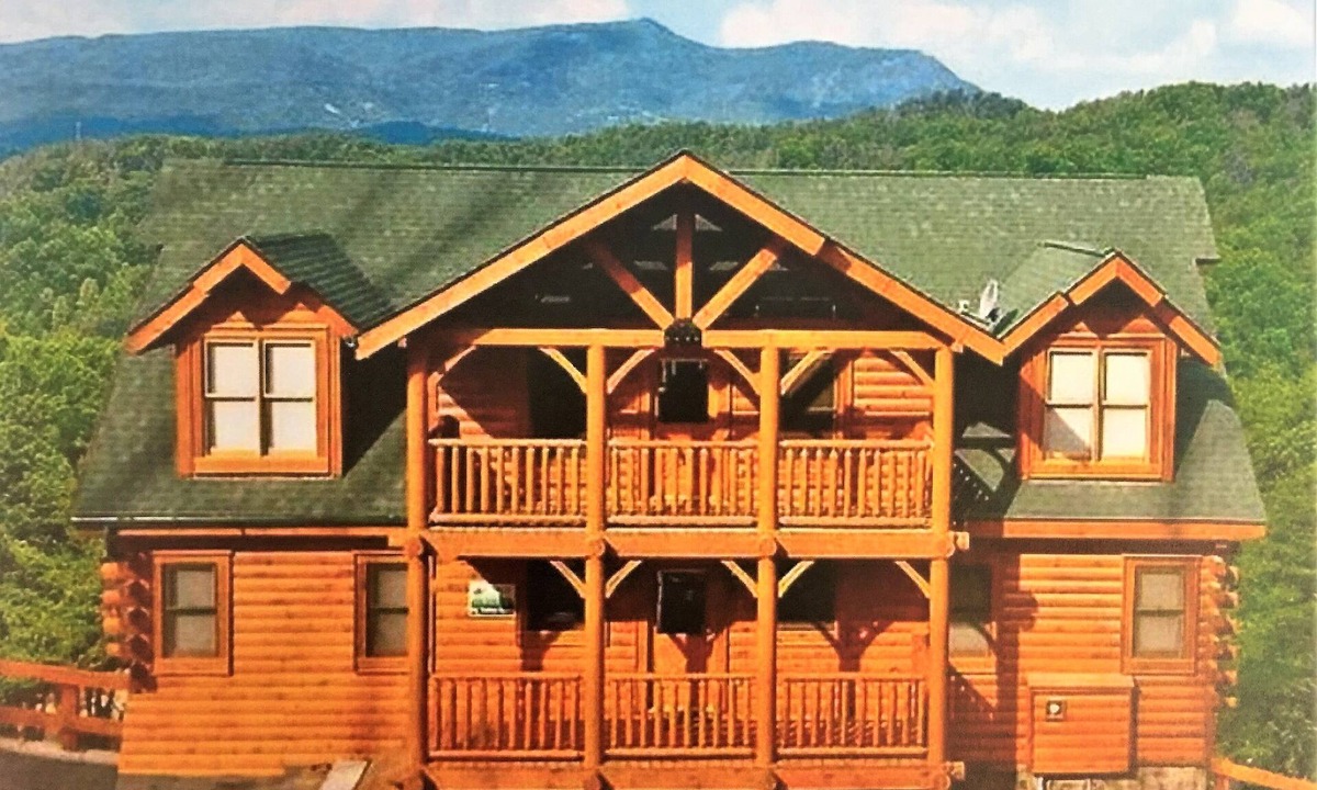 Pigeon Forge Cabin | A+ Views & Location! Parkway, Dollywood/Hot Tub Games Pet Friendly Resort Pool