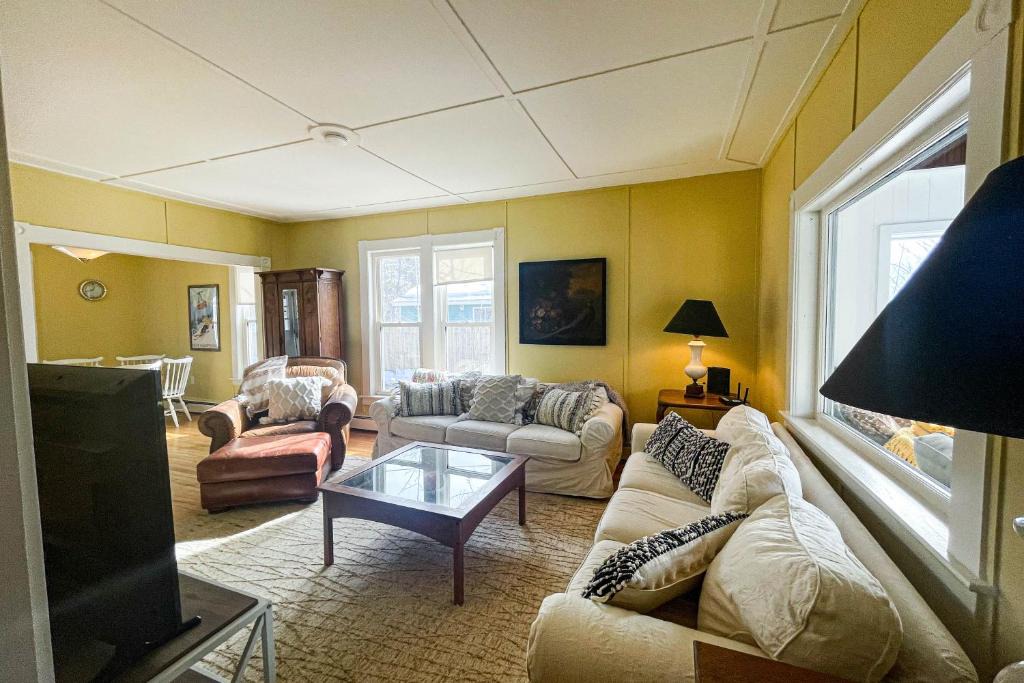 Cranmore Birches House | A Villager's Dream